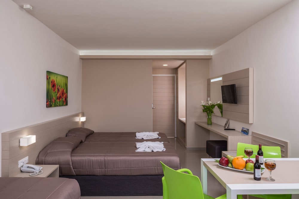 Atrion Resort Hotel 26/45