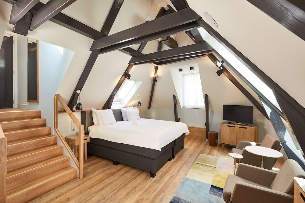 Swissotel Amsterdam 11/73