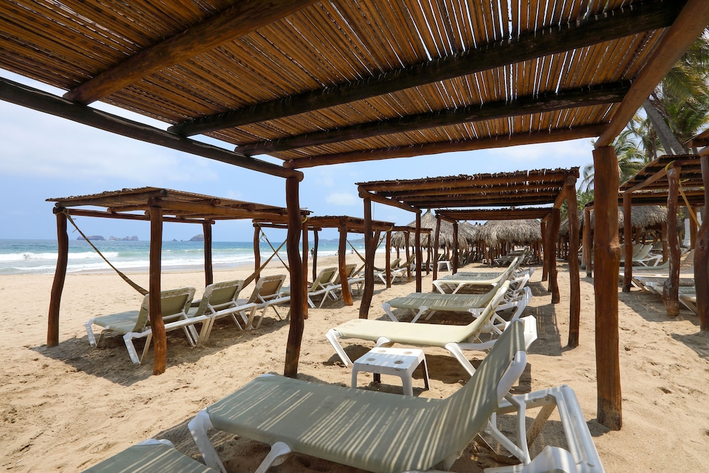 Emporio Ixtapa 26/50