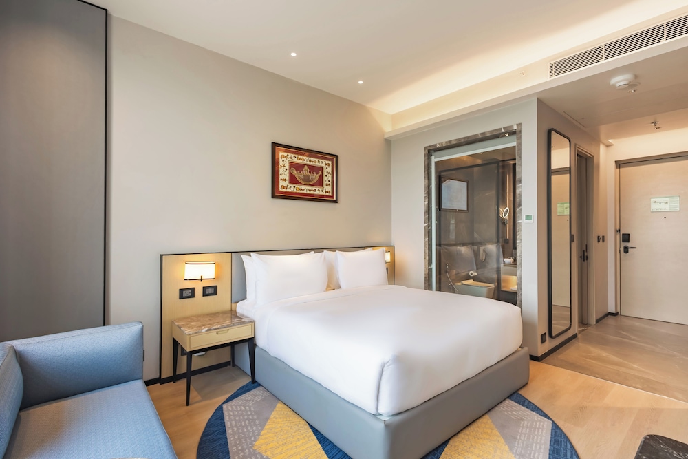Radisson Hotel Jamshedpur 12/48