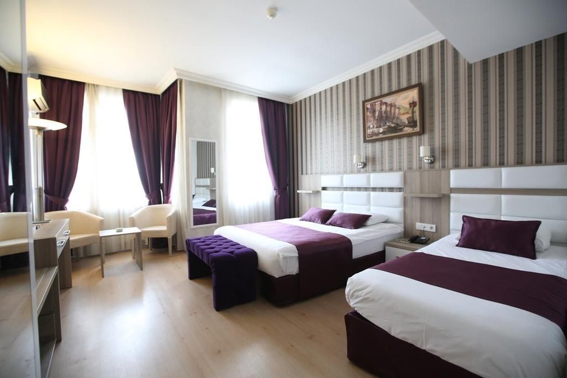 Nil Hotel 16/61