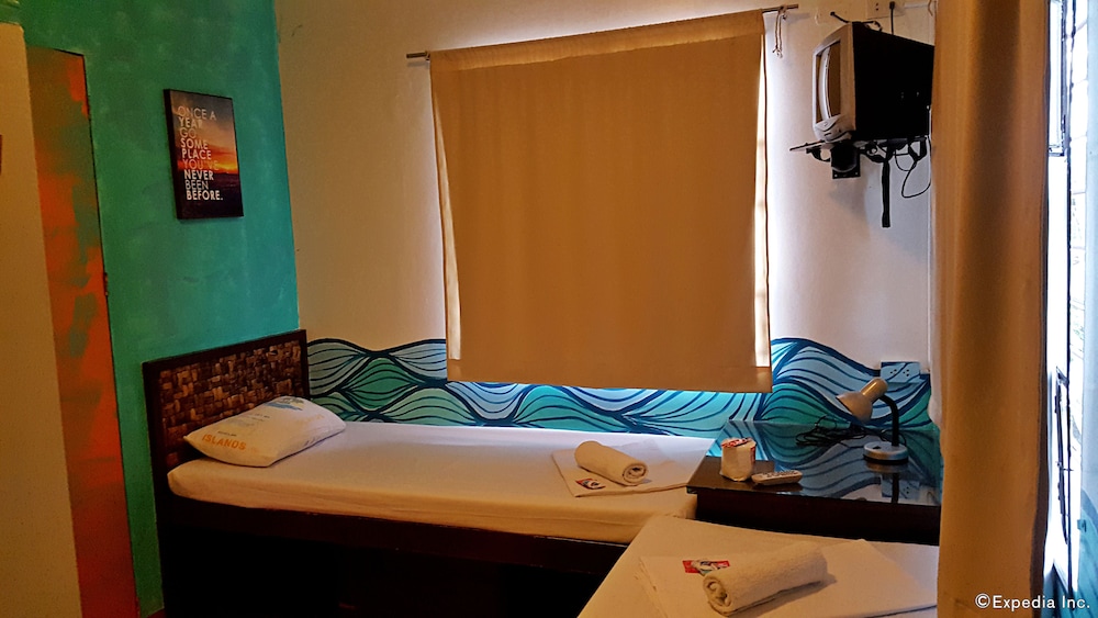 Gabby Apos S Bed And Breakfast 11/50