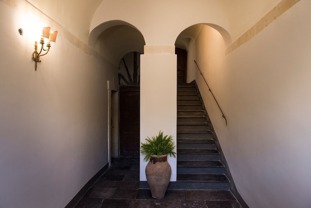 San Carlo Suites 20/50