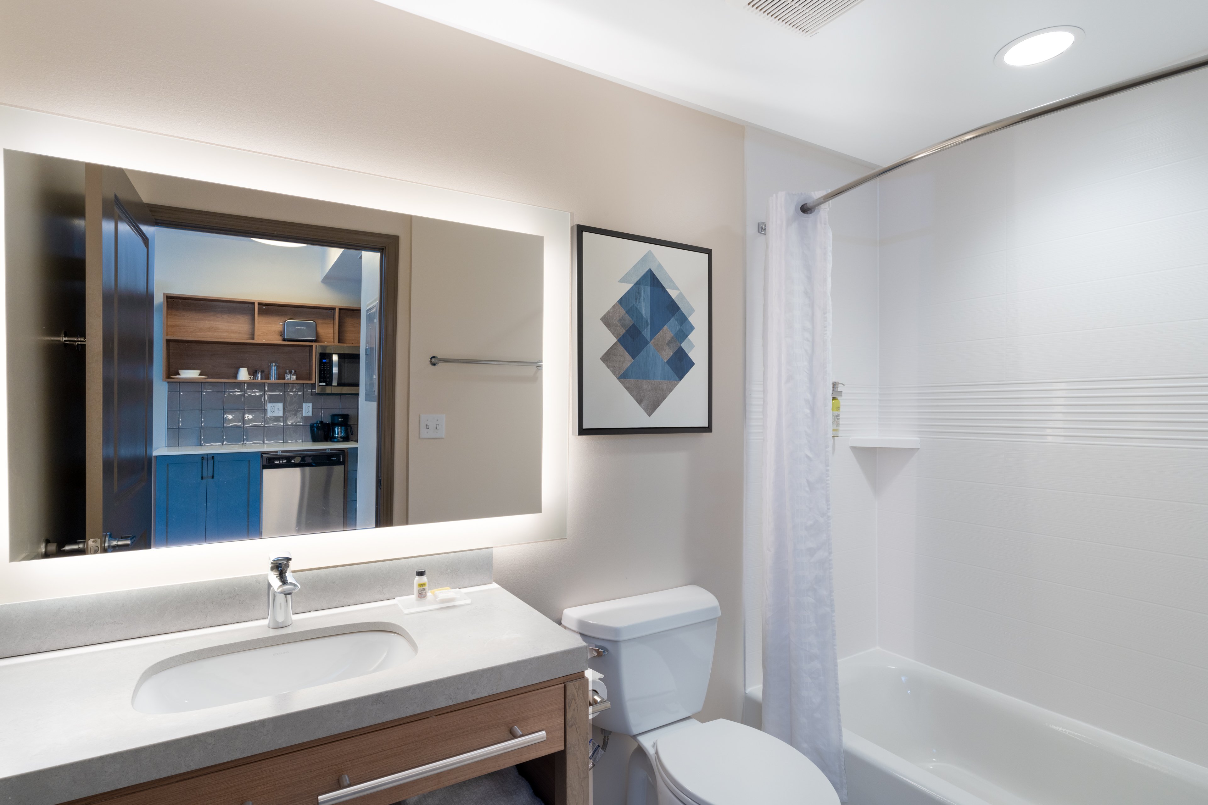 Candlewood Suites Asheville Downtown 80/81