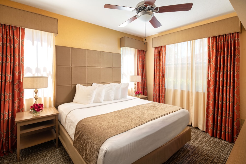 Floridays Orlando Resort 30/73