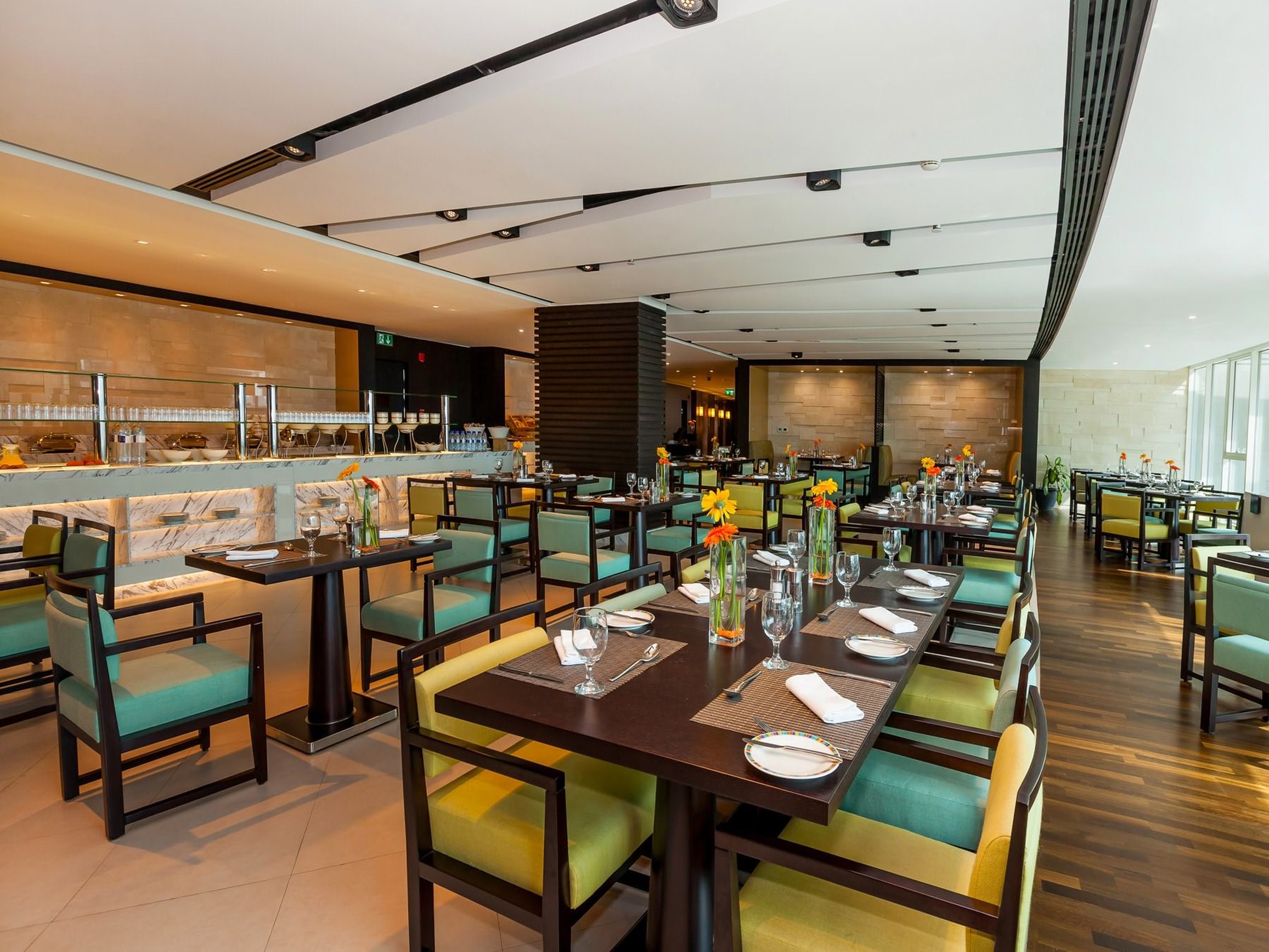 restaurant cafeteria