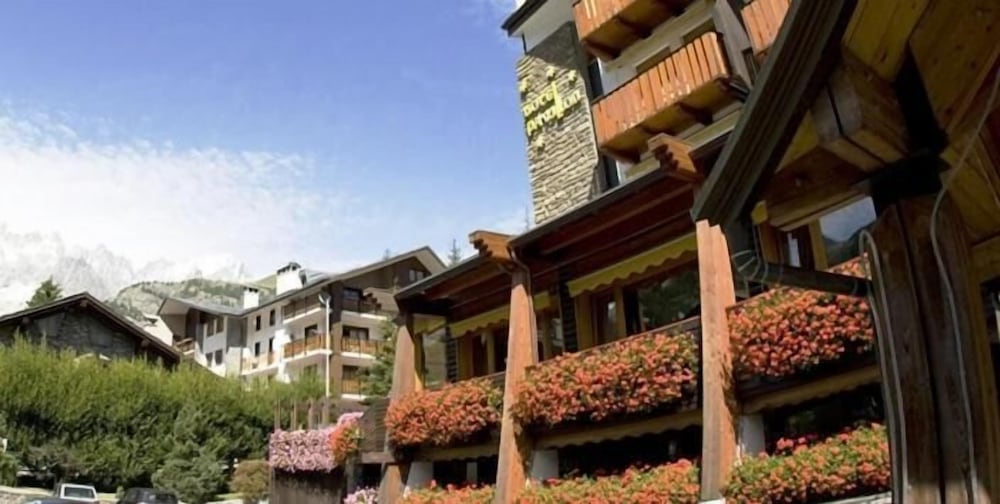Hotel Pavillon 9/58