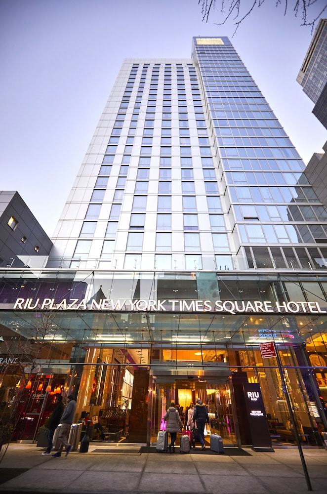 Riu Plaza New York Times Square 8/60