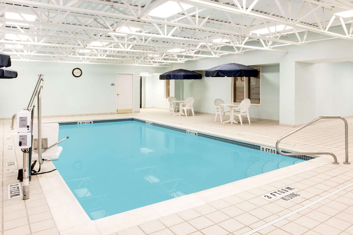 Wingate By Wyndham Bridgeport Wv 27/63