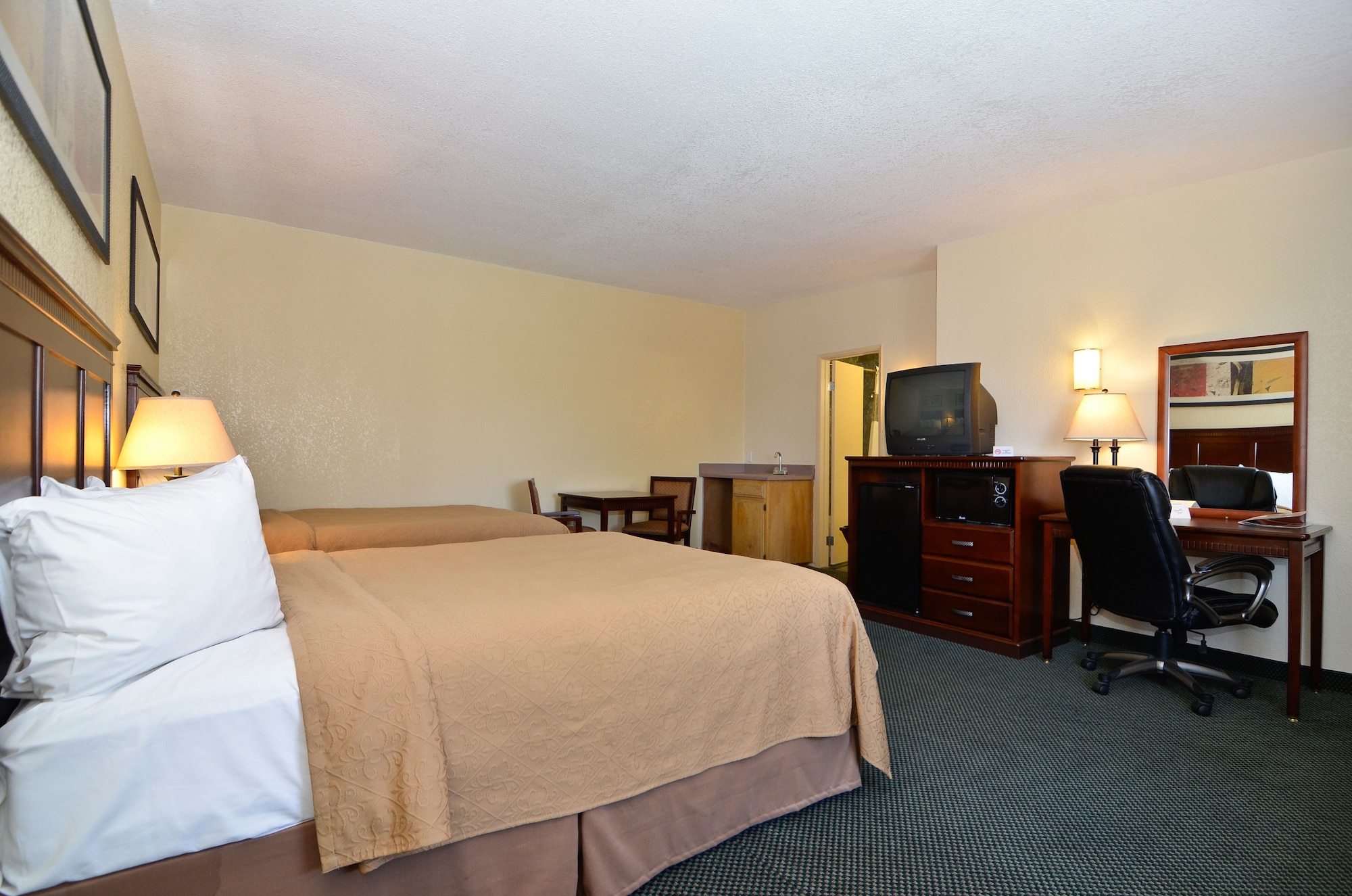 ROOM, 2 QUEEN BEDS