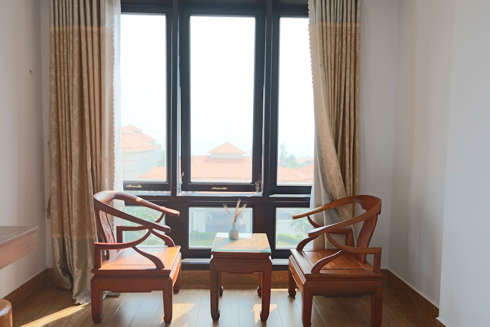 SeaColor Beachstay Danang By Haviland 44/58