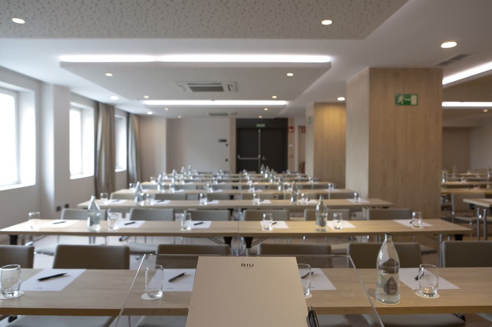 Hotel RIU Plaza Espana 57/69