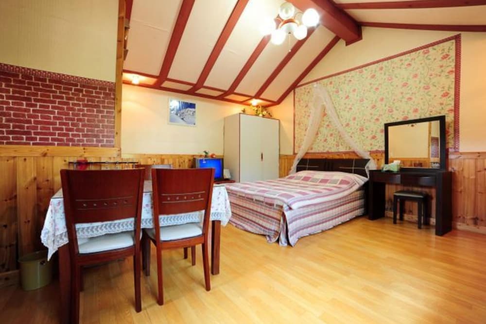 Nadeuli Pension 31/66