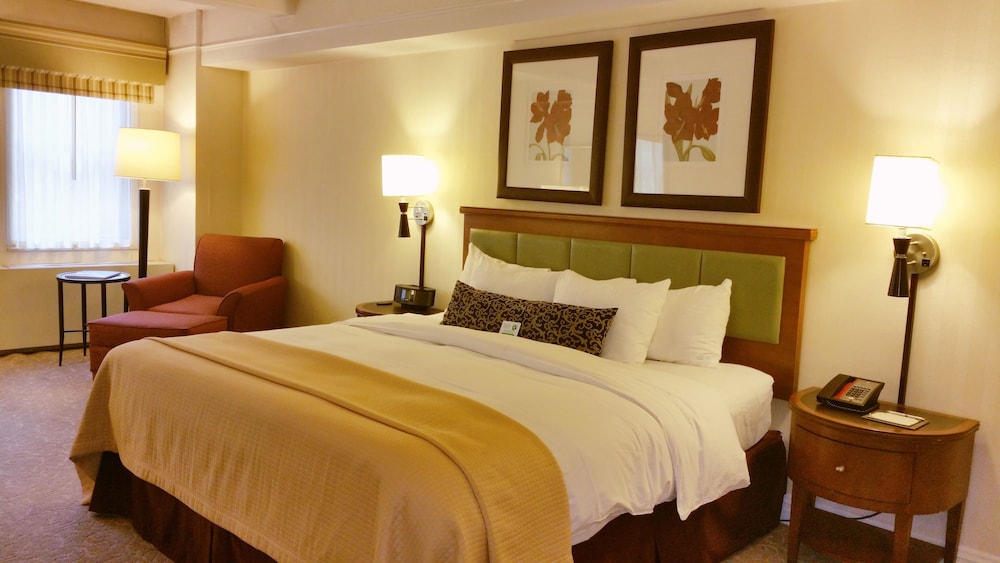 San Carlos Hotel 34/68