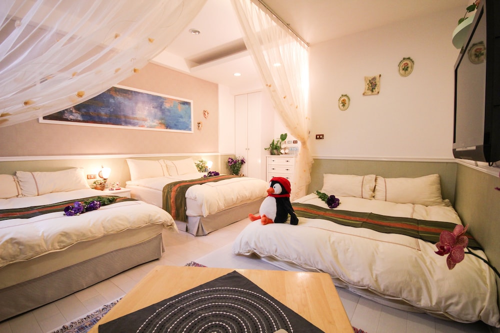 Flower Heart Bed and Breakfast 7/34