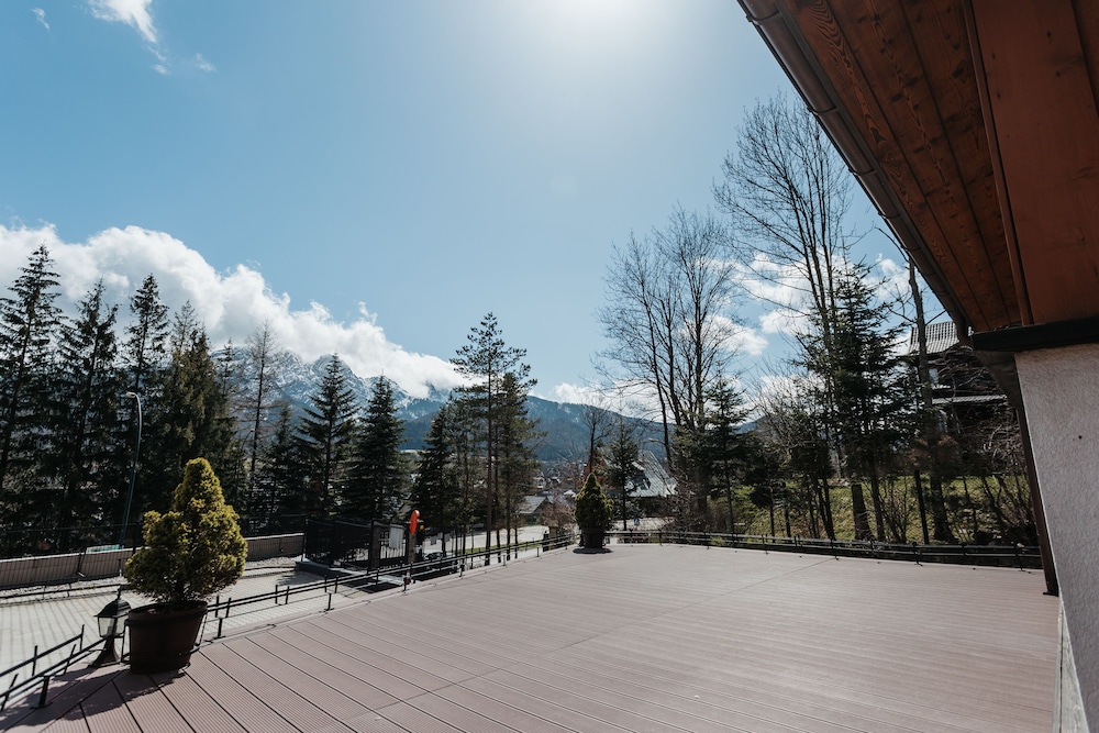 APARTAMENTY JAN - ZAKOPANE 7/62