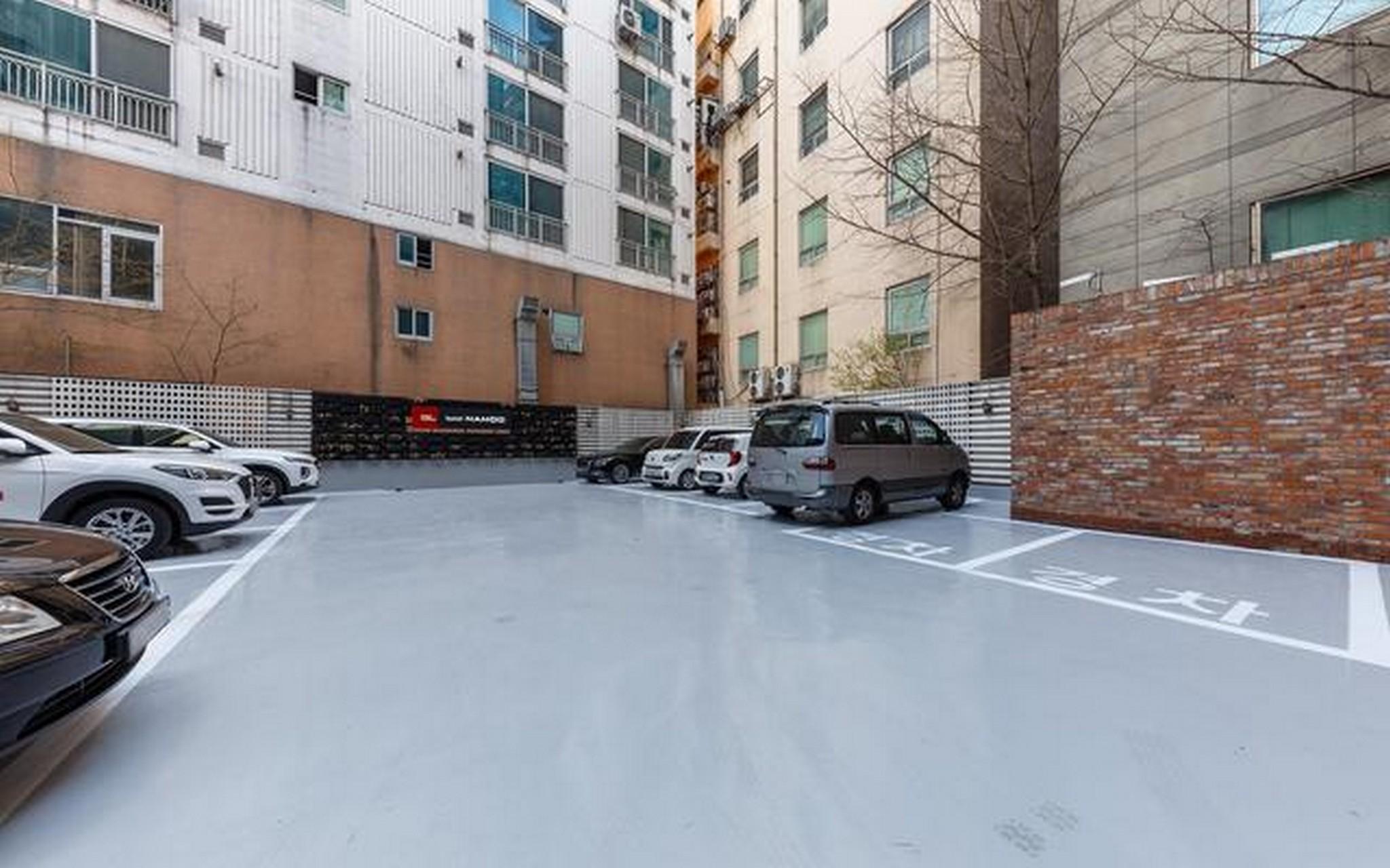 Daejeon Namoo Hotel 33/35