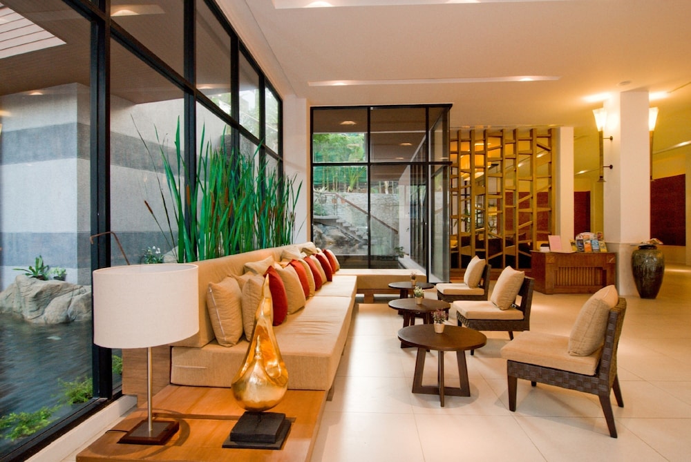 Peach Blossom Resort 31/50