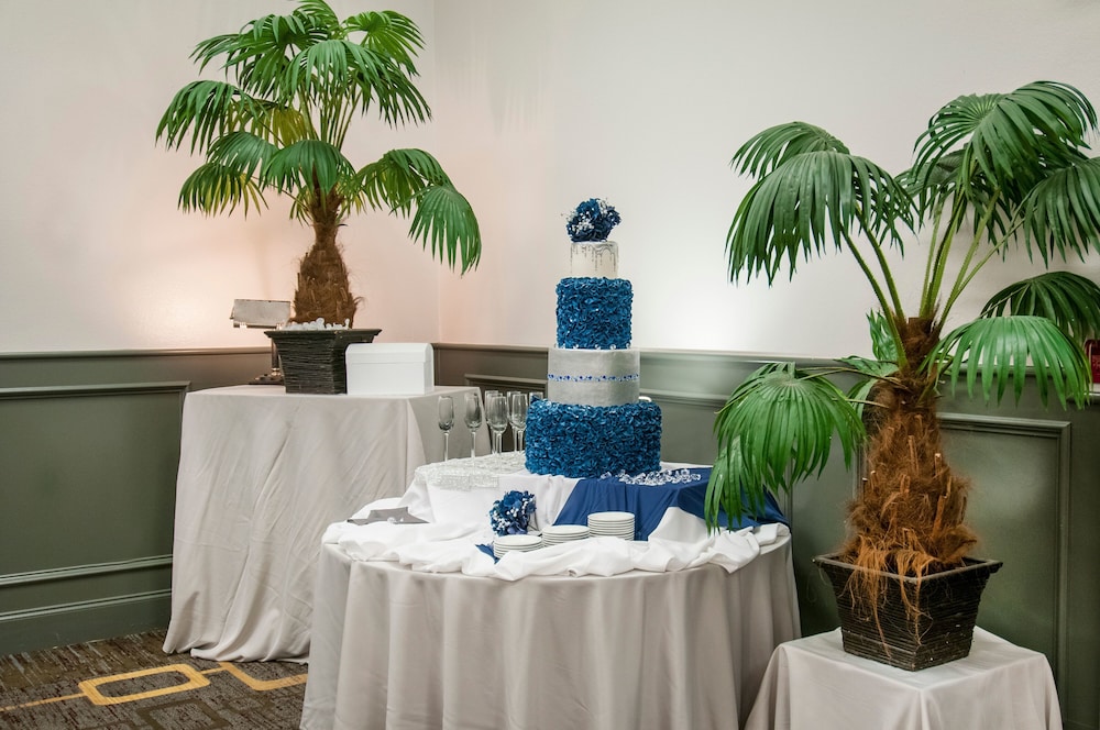Four Points by Sheraton Alexandria 6/50