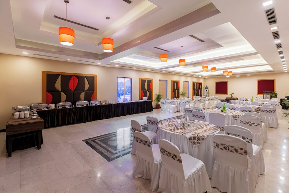 Amantra Comfort Hotel 11/50
