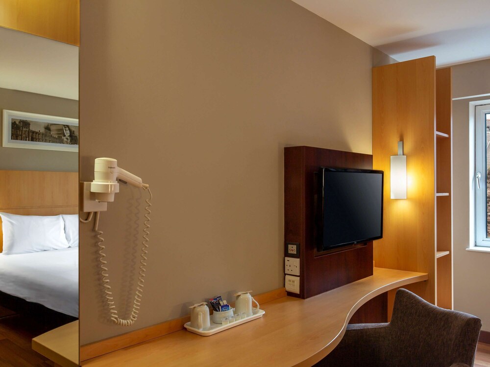 Ibis Belfast Queens Quarter 37/46