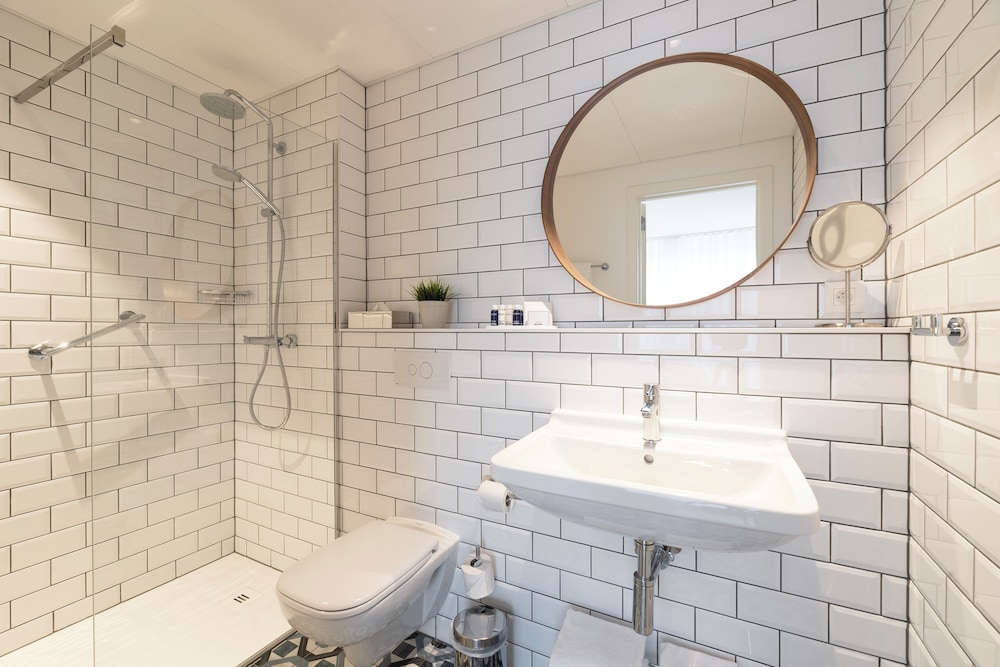 Premier Suites Plus Antwerp 59/62
