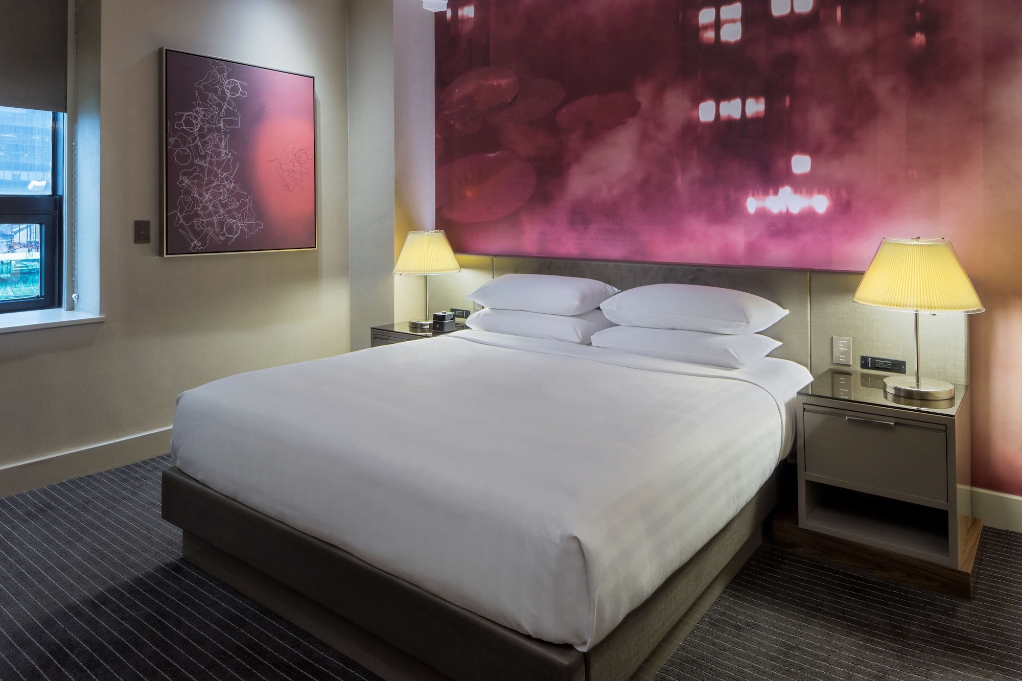 ROOM, QUEEN BED, ACCESSIBLE