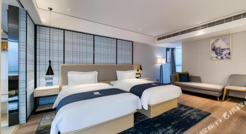 City Comfort Inn (Guangzhou Tiyu West Road Metro Station) 17/48
