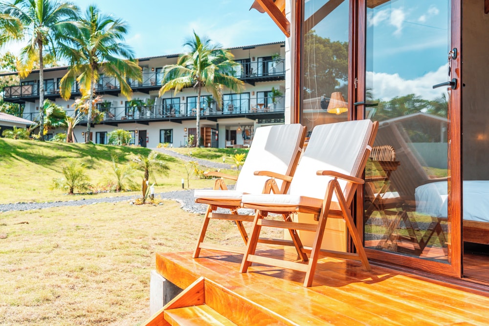 Hotel Bambuda Santa Catalina 82/96