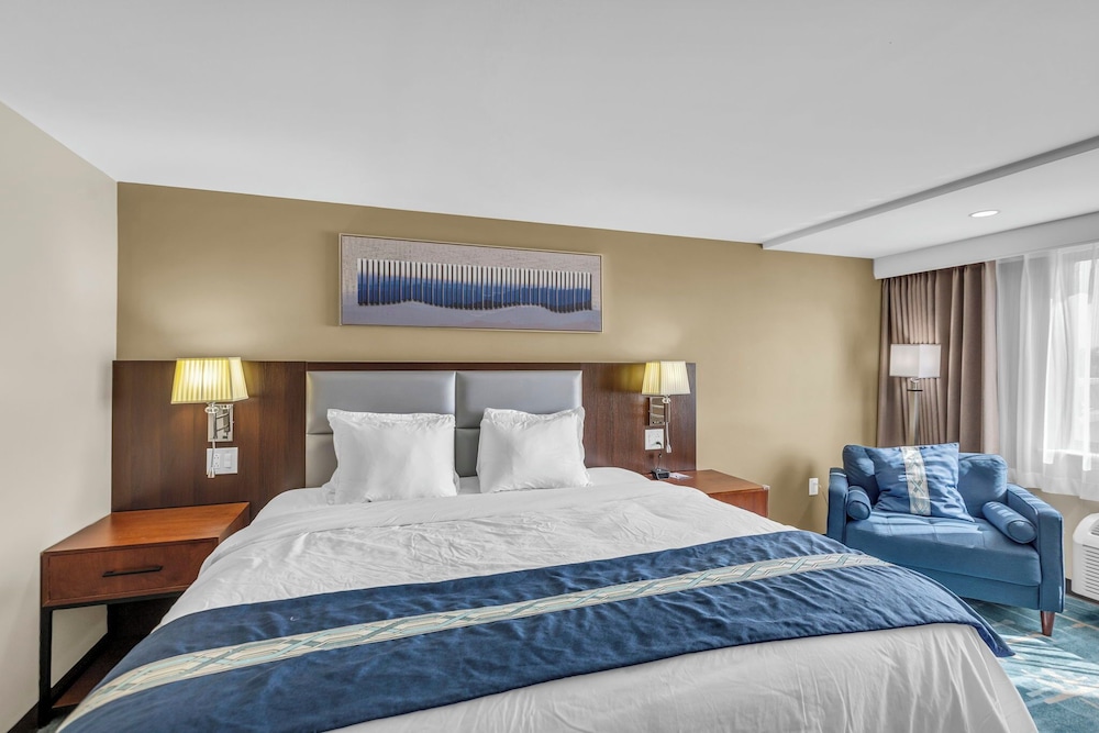 Baymont by Wyndham Kansas City North 5/24