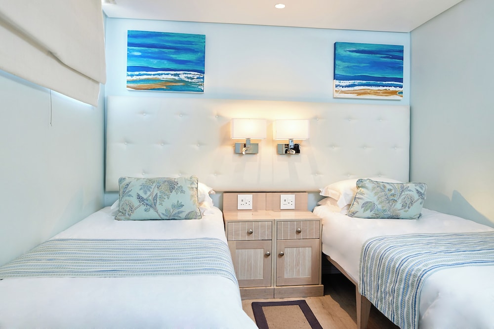 2 Bedrooms, Apartment, Double and Twin Beds