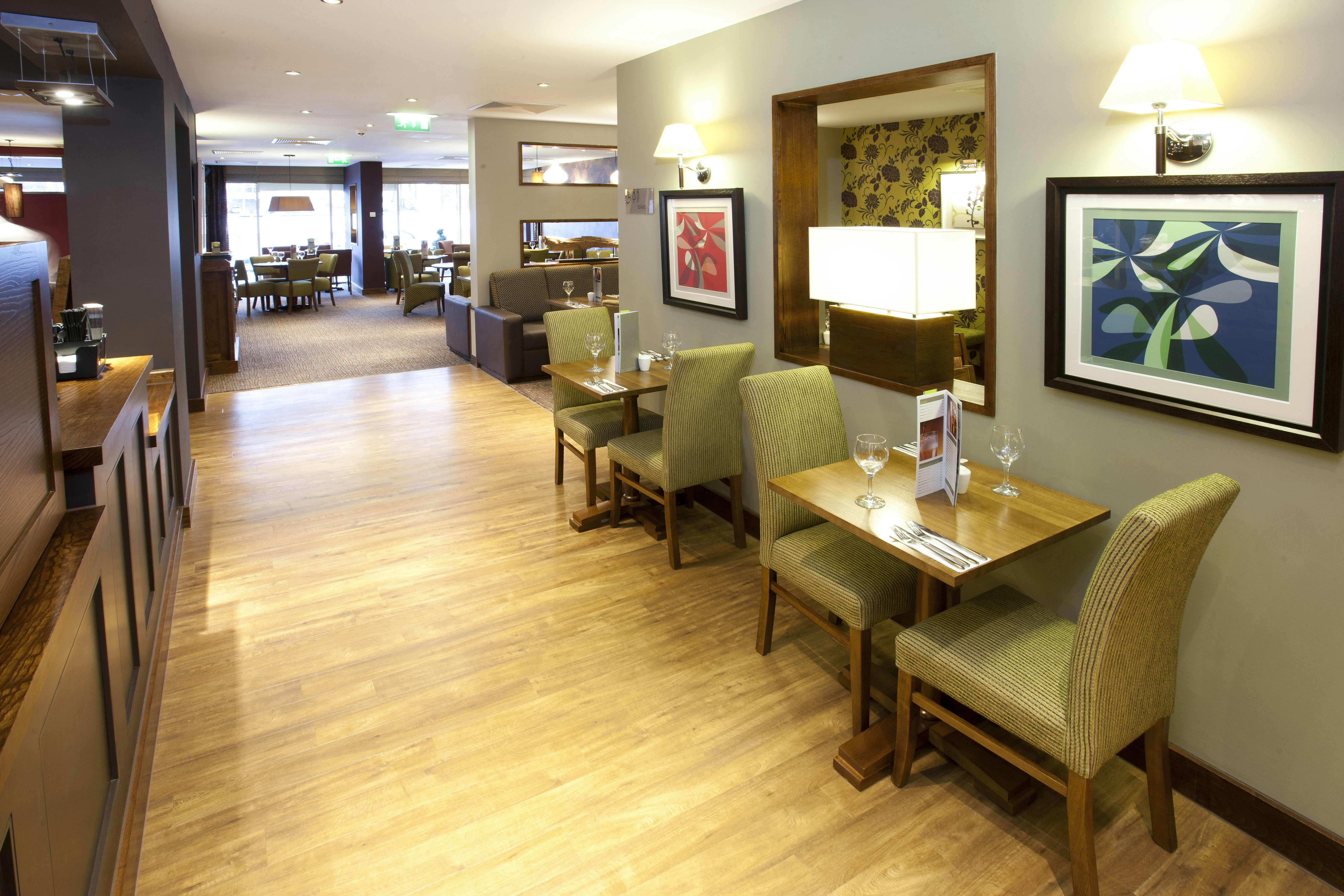 Premier Inn Inverness Centre (River Ness) 27/41