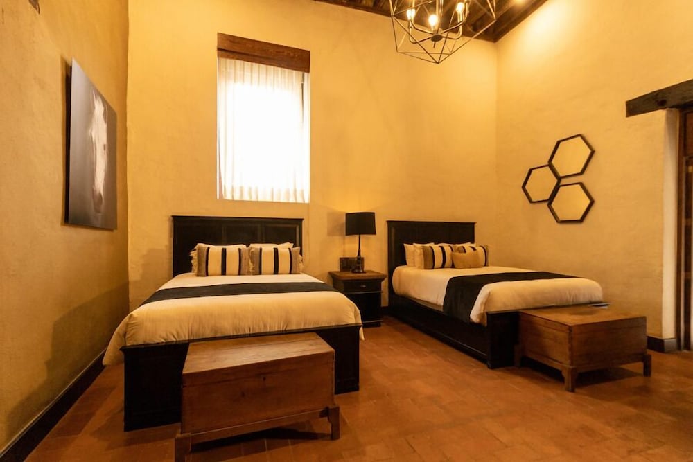 Hotel Hacienda EL Salitre 5/50