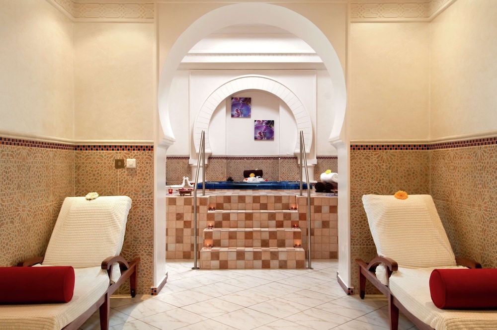 swimming pool spa