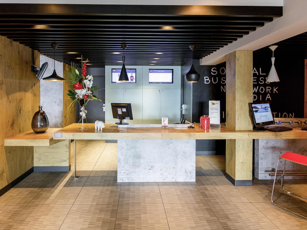 IBIS CHERBOURG LA GLACERIE 5/77