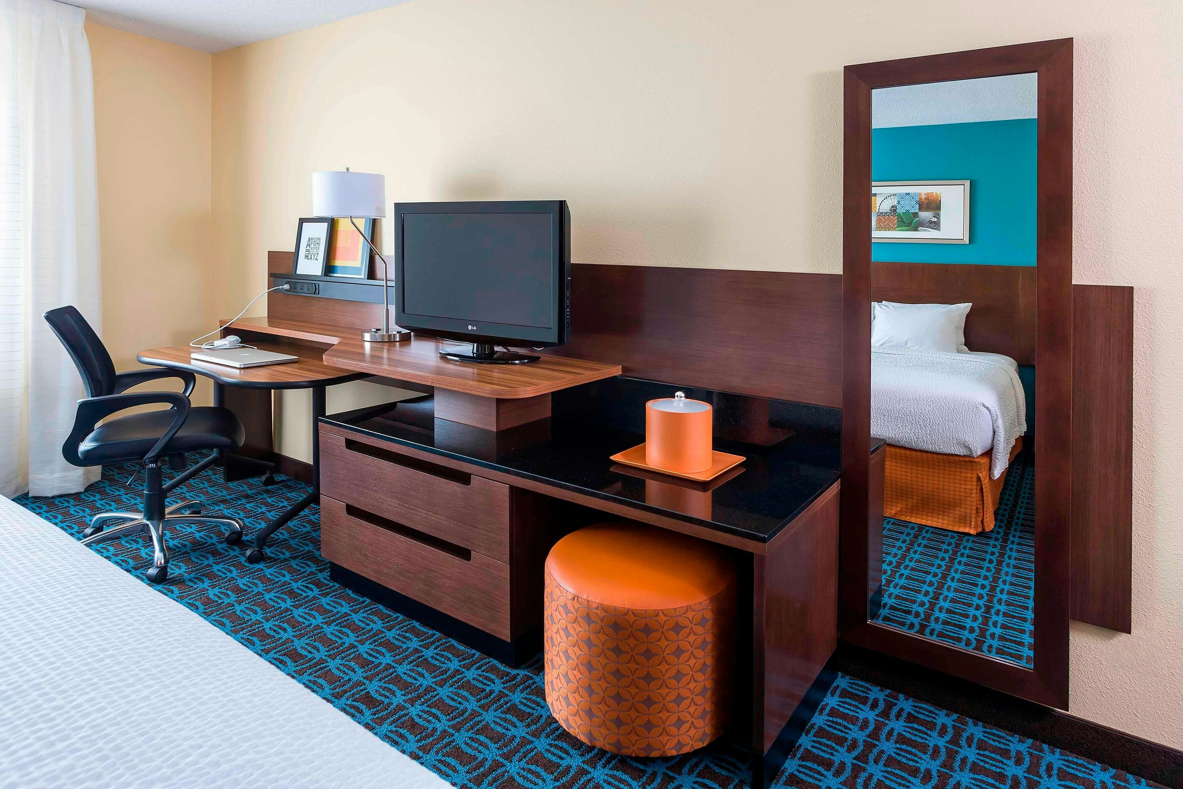 غرفة بسرير كينج، Fairfield Inn And Suites By Marriott Mansfield Ontario 3/4