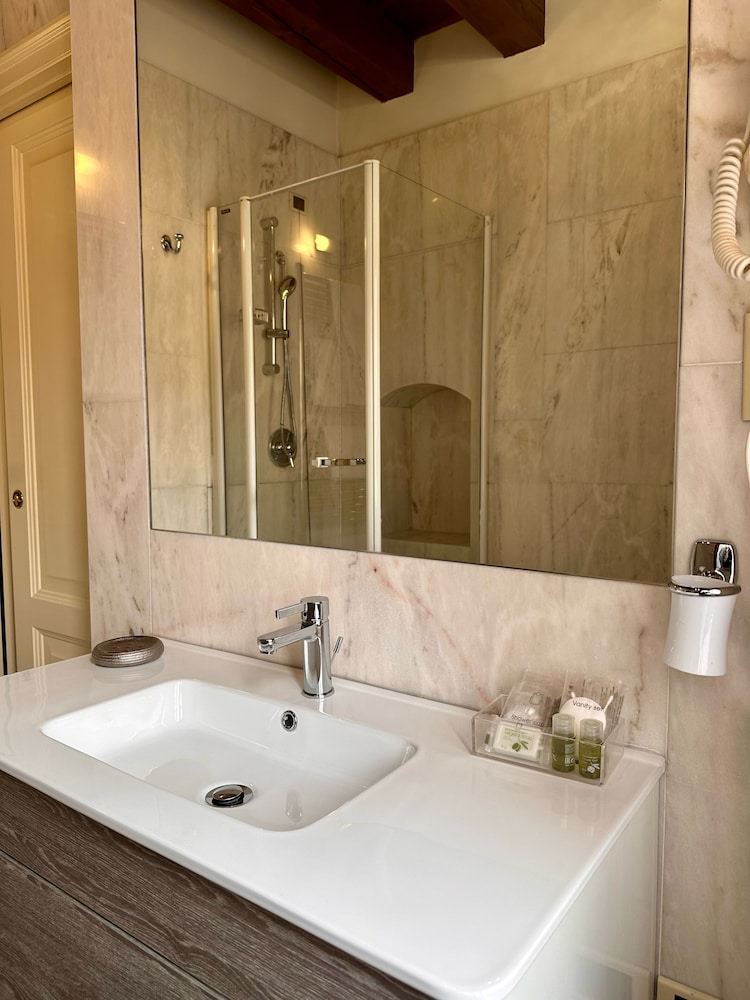 Relais A Ponte Pietra 46/50