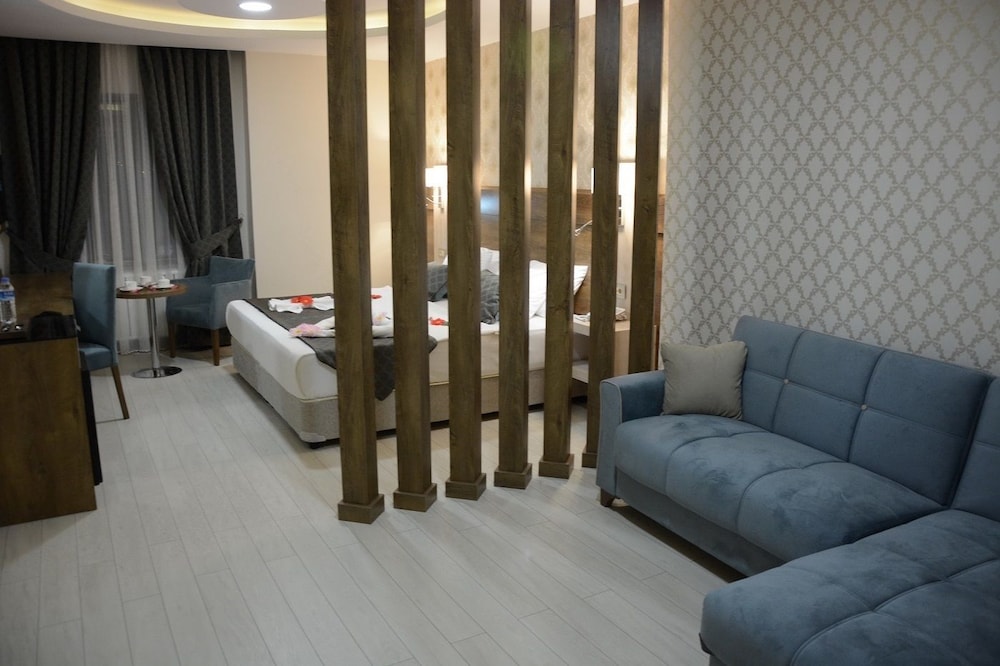 WHITE STAR HOTEL 27/49