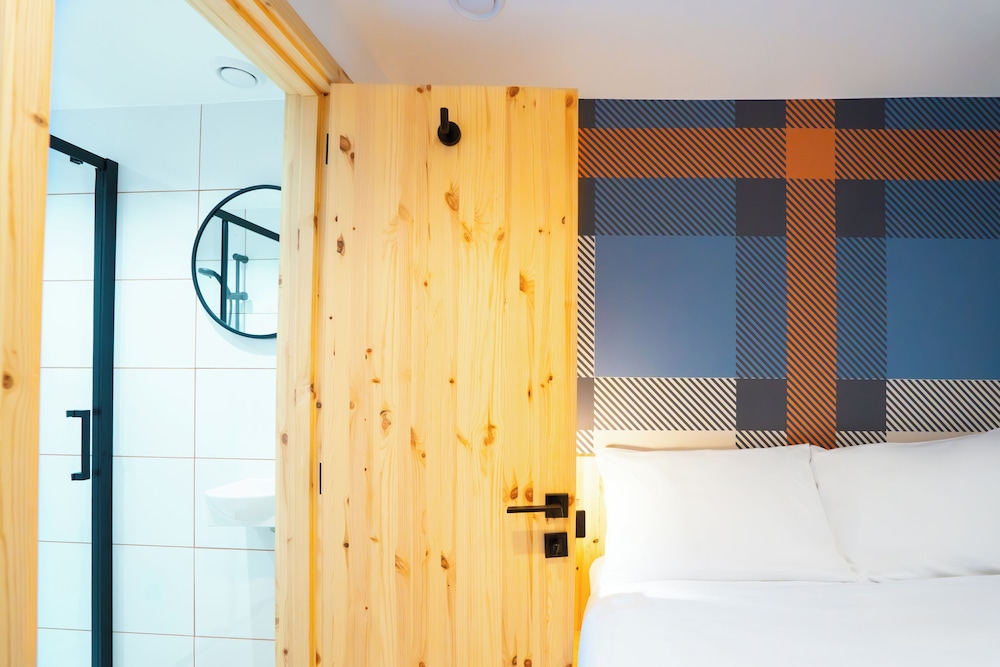 easyHotel Paddington 5/39