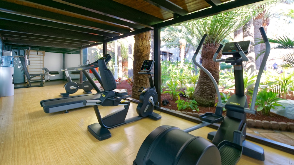 Parque Tropical Hotel 27/66