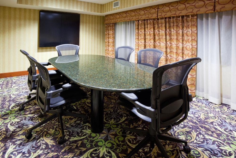 Staybridge Suites Mpls Maple Grove Arbor Lakes 51/62