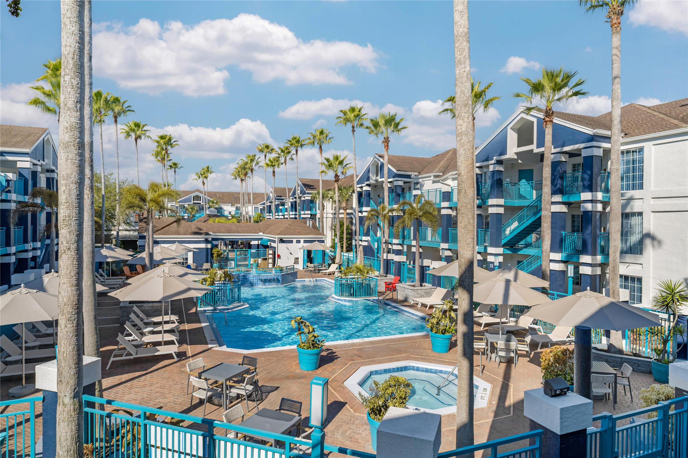 Sonesta ES Suites Orlando Lake Buena Vista 58/78
