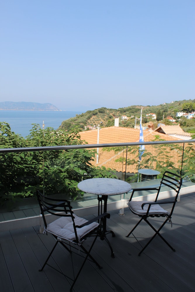Aegean Wave Hotel 16/50