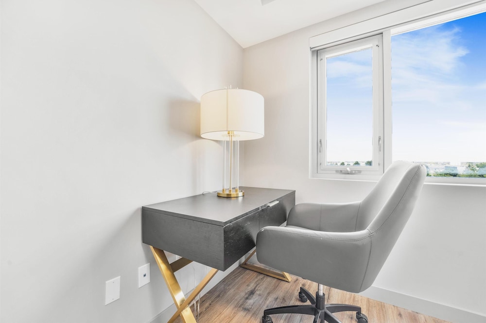 Skye Hotel & Residences, BW Signature Collection 25/30