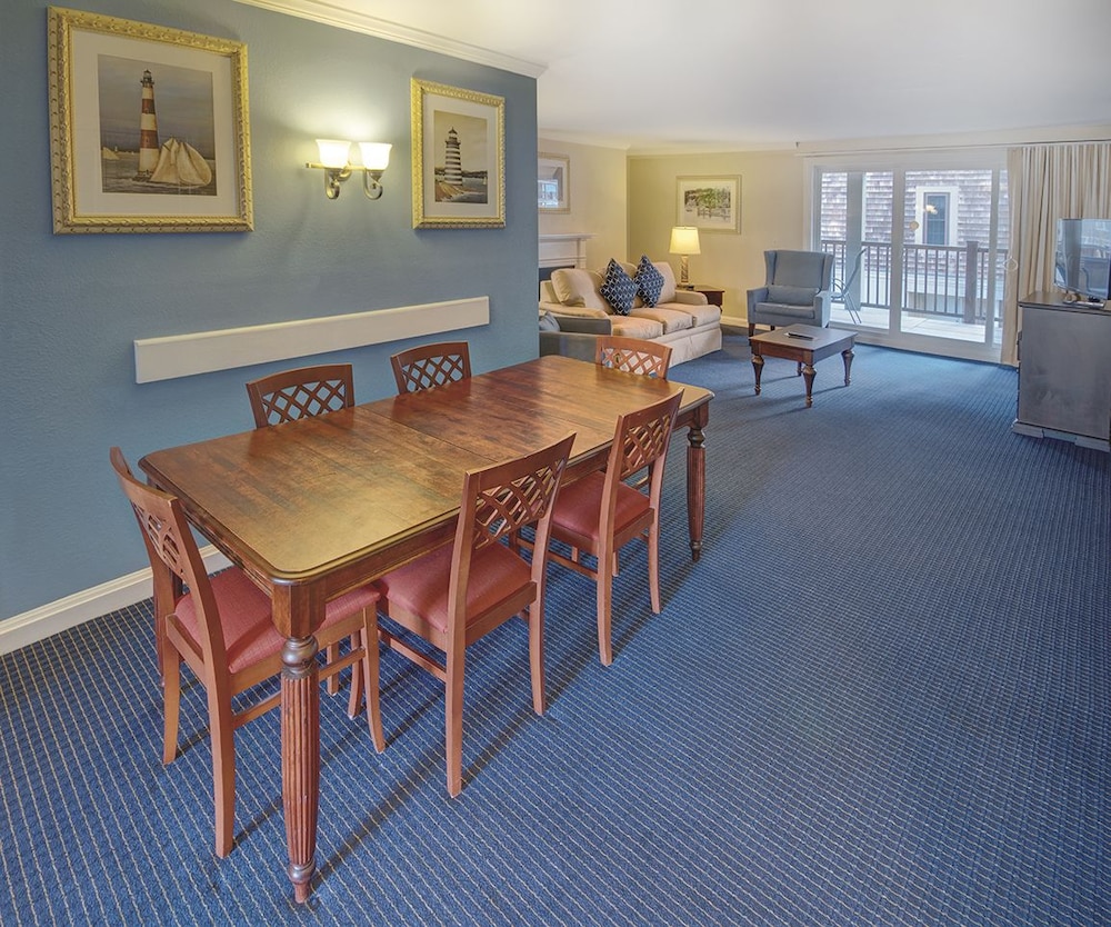 Club Wyndham Newport Onshore 46/56