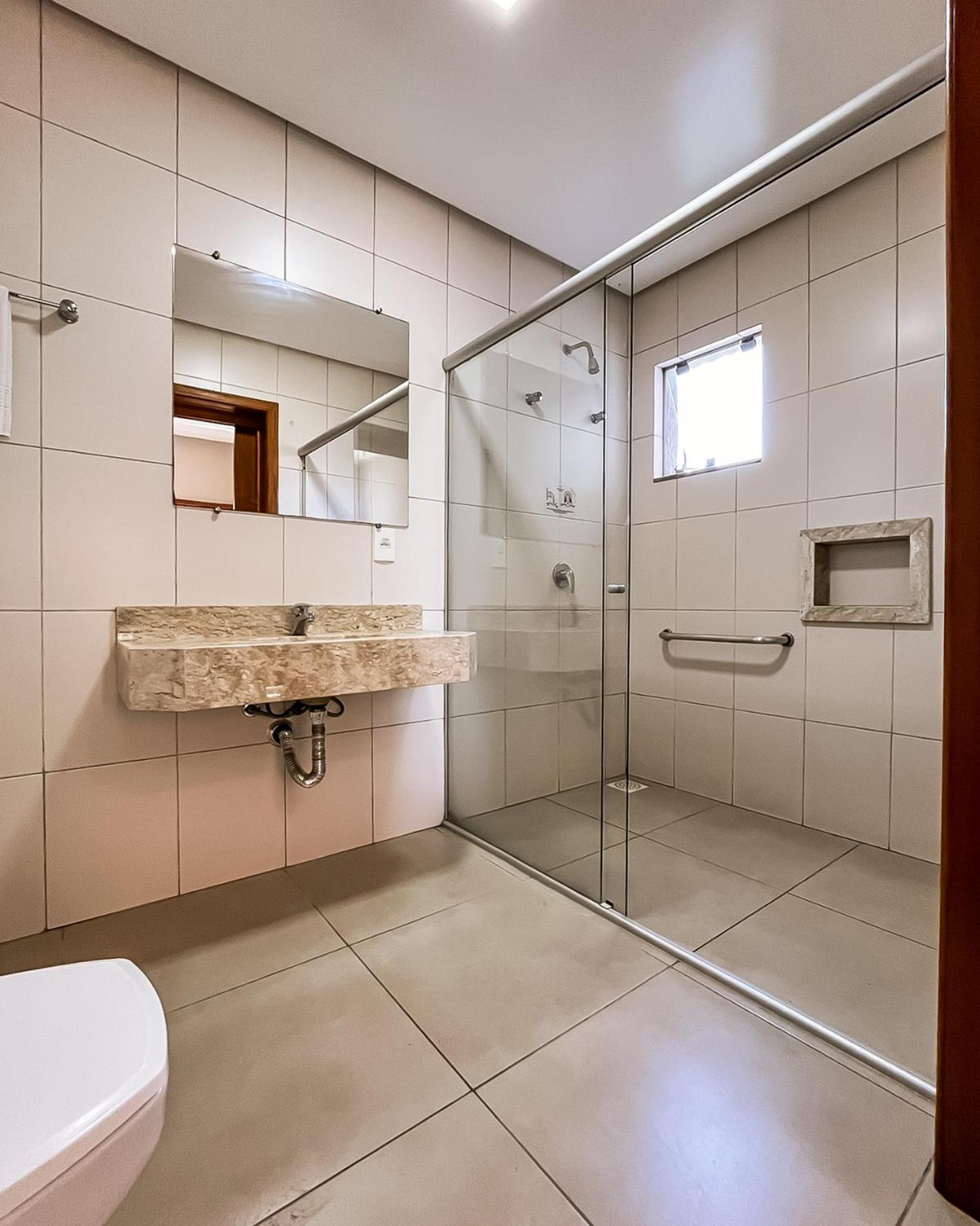 Hotel Caminhos da Serra 48/50