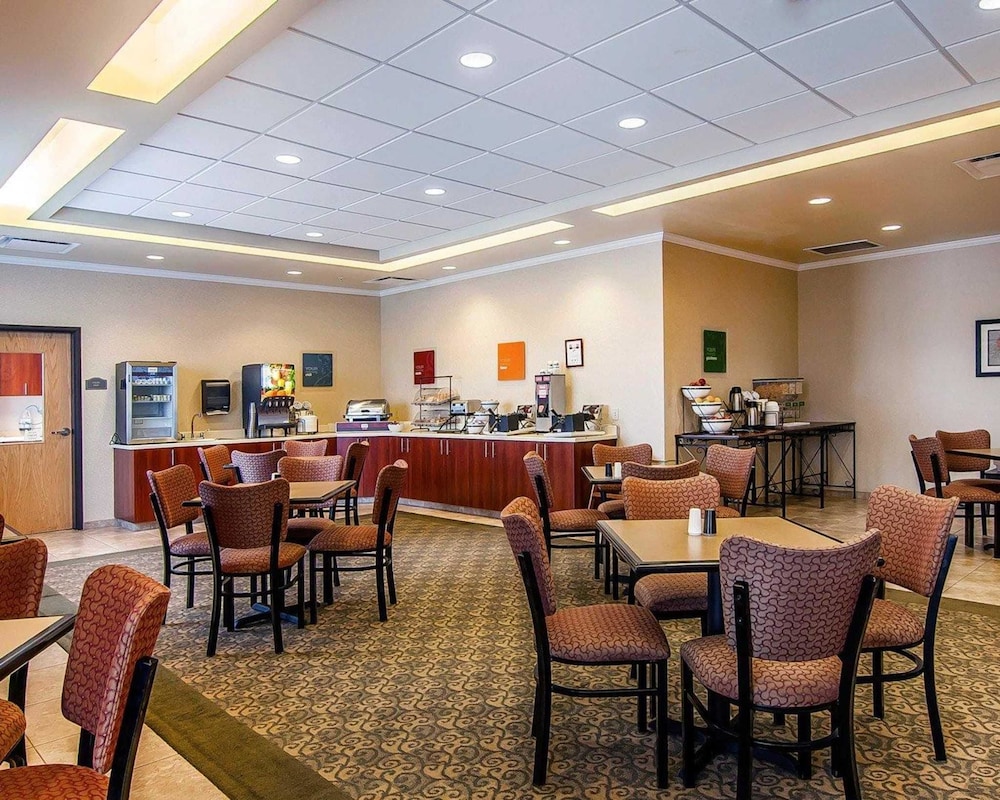 Comfort Inn and Suites Creswell 37/45