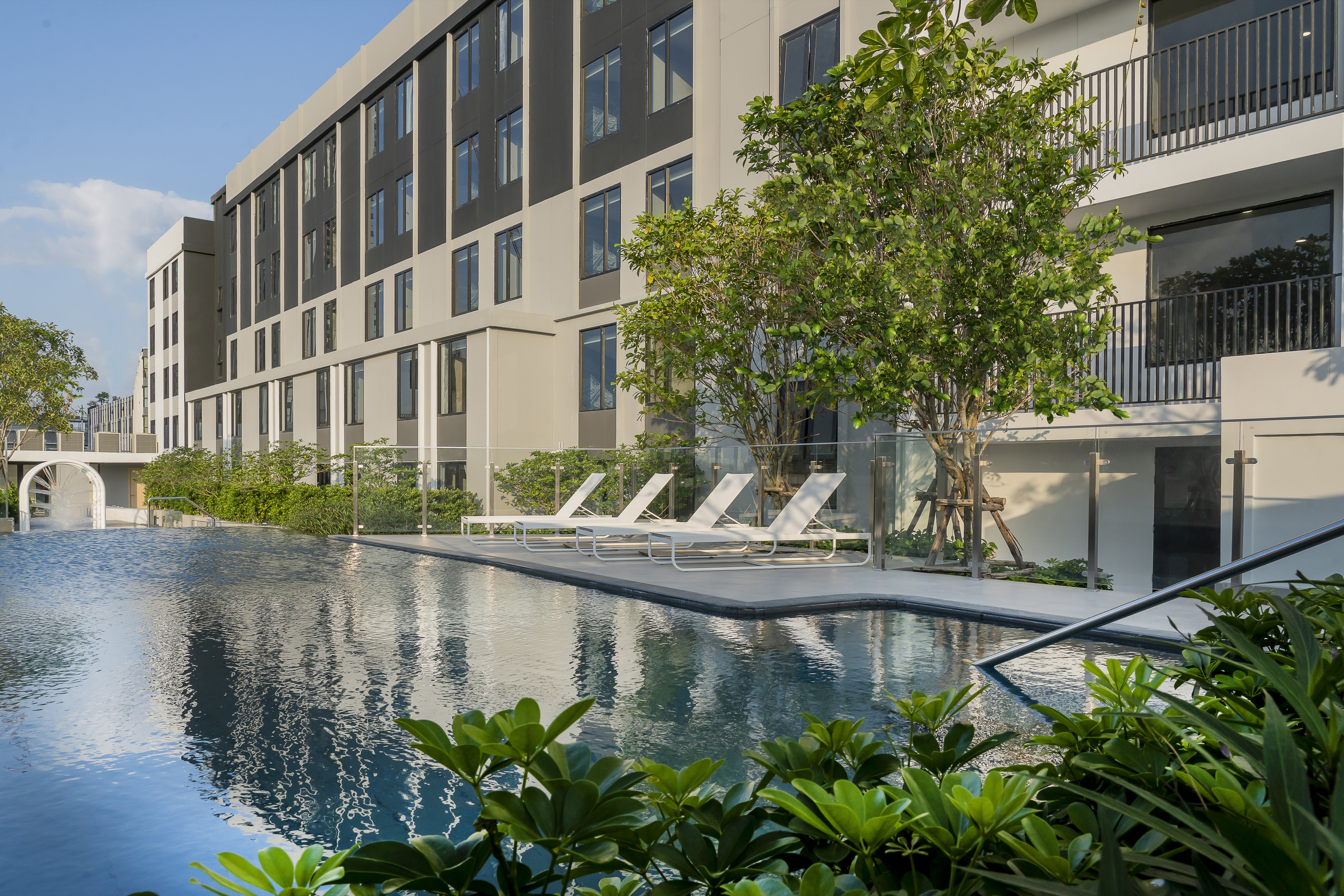 Holiday Inn Express Rayong Map Ta Phut 77/84