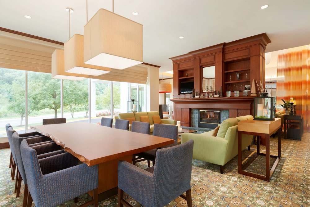 HILTON GARDEN INN FAIRFAX 60/61