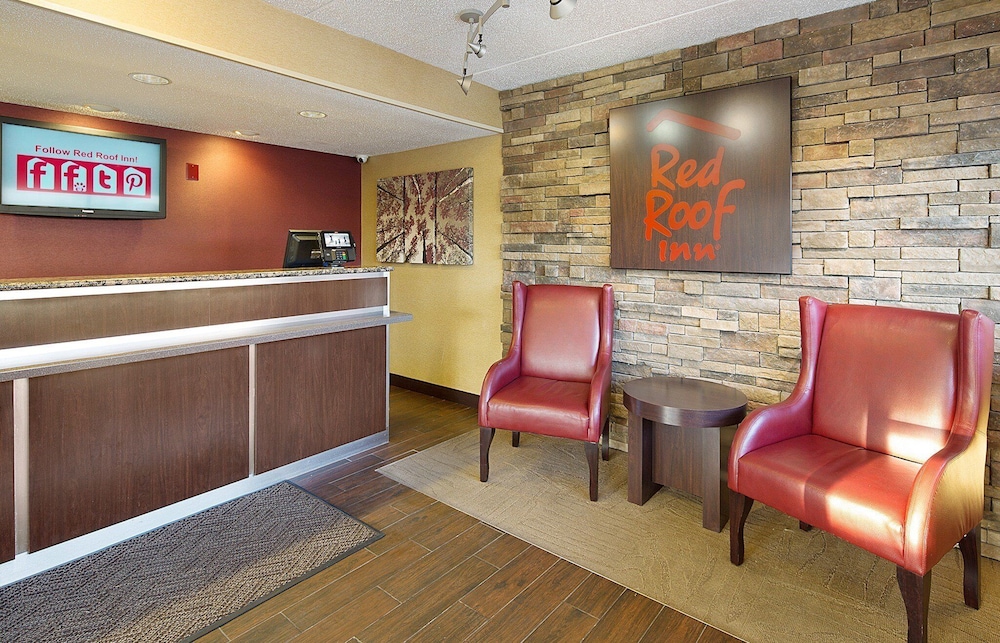 Red Roof Inn Detroit - Saint Clair Shores 8/22